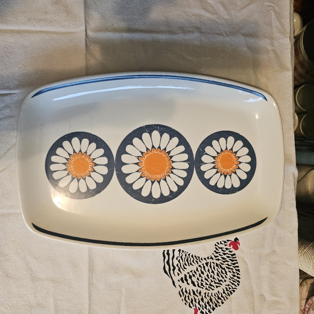 Vintage Figgjo Norway Daisy Serving Dish